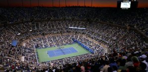 Bald nicht mehr oben ohne: Das Arthur Ashe Stadium arthur,ashe,stadium,us,open,dach