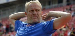 Freiburgs Trainer Christian Streich erwartet von seiner Mannschaft mutigen Offensiv-Fußball SC Freiburg, Christian Streich