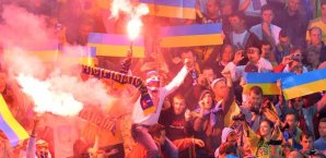 Fans, Ukraine, Pyro
