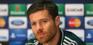 Xabi Alonso erlitt einen Trommelfellriss Xabi Alonso, Real Madrid