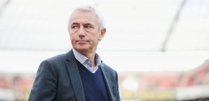 Bert van Marwijk möchte sein Amt nicht aufgeben Bert van Marwijk