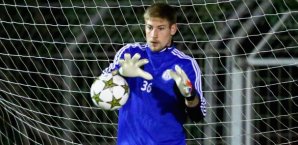 Lars Unnerstall hat bei Schalke keine Chance lars unnerstall, schalke 04