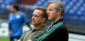 Ein kompliziertes Duo: Manager Horst Heldt und Trainer Jens Keller Jens Keller,Horst Heldt,FC Schalke 04