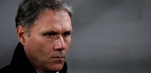 Marco van Basten hört in Heerenveen auf Marco van basten