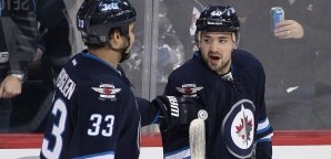 Devin Setoguchi von den Jets Devin Setoguchi