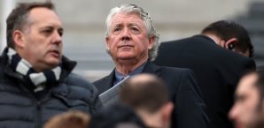 Joe Kinnear muss seinen Hut nehmen joe kinnear, newcastle united