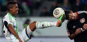 Luiz Gustavo (l.) könnte die Wölfe im Sommer verlassen Luiz Gustavo