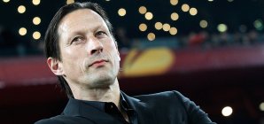Roger Schmidt könnte sich diese Woche entscheiden Roger Schmidt