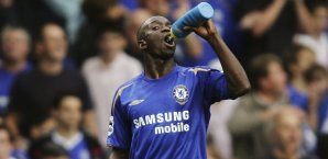 Claude Makalele spielte früher für den FC Chelsea Claude Makalele