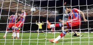 Dante klärte den Ball eindeutig hinter der Linie Dante