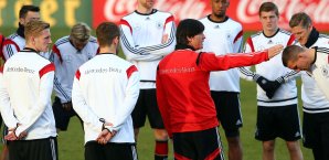 Joachim Löw hat einige Leistungsträger mit Formtief zu beklagen Joachim Löw