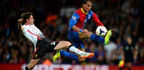 Marouane Chamakh spielte zudem bei Crystal Palace Marouane Chamakh