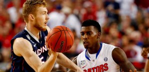 Niels Giffey holte mit den Connecticut Huskies zwei College-Titel Niels Giffey