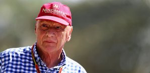 Niki Lauda will seinen Vertrag bei Mercedes erfüllen Niki Lauda