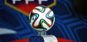 Mit diesem Ball wird gespielt - am Donnerstag geht's los FIFA