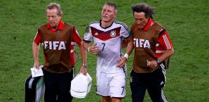 Bastian Schweinsteiger musste im WM-Finale mehrfach behandelt werden Bastian Schweinsteiger