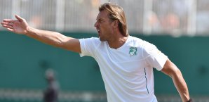 Hervé Renard will mit seiner Mannschaft am 5. Januar ins Trainingslager in Abu Dhabi reisen Hervé Renard