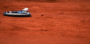 WTA Stuttgart: Qualifikantin Tamara Korpatsch ausgeschieden Tennisschläger