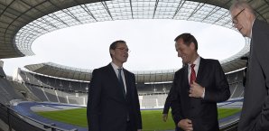 Alfons Hörmann (M.) will an der Bewerbung für 2024 festhalten Alfons Hörmann