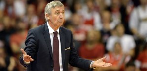 Svetislav Pesic und die Bayern verlieren gegen Braunschweig Bayern Basketball
