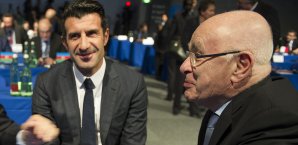 Luis Figo will nicht auf seine Kandidatur bei der FIFA-Wahl verzichten Luis Figo