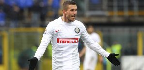 Lukas Podolski glaubt an seine Zukunft Lukas Podolski