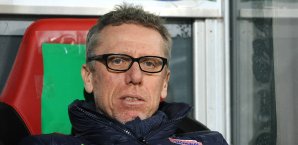Peter Stöger sieht die aktuelle Situation trotz Pokalaus gelassen Peter Stöger