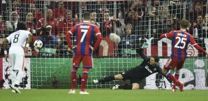 Thomas Müller brachte die Bayern früh per Strafstoß in Führung Thomas Müller