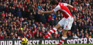 Tomas Rosicky saß beim FC Arsenal zuletzt fast nur noch auf der Bank Tomas Rosicky