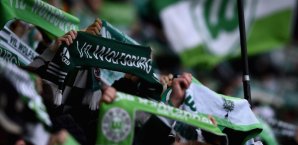 Die Fans des VfL Wolfsburg fielen gegen 96 negativ auf VfL Wolfsburg