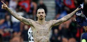 Zlatan Ibrahimovic steuerte einen Hattrick zum Sieg bei Zlatan Ibrahimovic