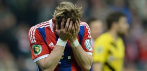 Bastian Schweinsteiger kann es nicht fassen - Bayern ist ausgeschieden Bastian Schweinsteiger