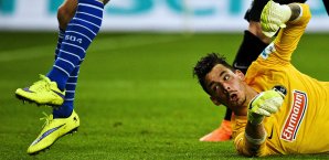 Freiburgs Keeper Roman Bürki besitzt im Abstiegsfall eine Ausstiegsklausel Bundesliga