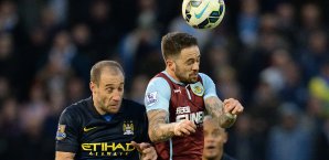Danny Ings (r.) ist bei den Red Devils im Gespräch Danny Ings