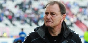 Ewald Lienen ist verletzt Ewald Lienen