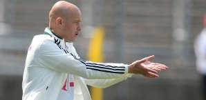 Erik ten Hag wird künftig an der Seitenlinie vom FC Utrecht Anweisungen geben Fußball International