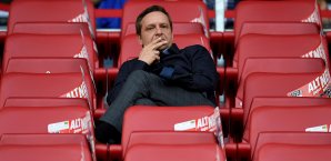 Horst Heldt ist mit der Schalker Talfahrt gar nicht zufrieden Horst Heldt