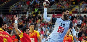 Luka Karabatic (M.) und Frankreich sind so gut wie sicher für die EM qualifiziert Luka Karabatic