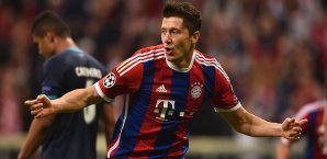 Robert Lewandowski traf zwei Mal für die Bayern gegen Porto Robert Lewandowski