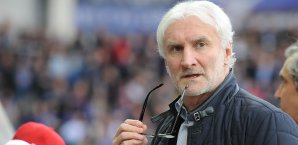 Rudi Völler stellt sich hinter Ömer Toprak Rudi Völler