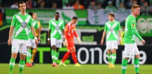 Die Spieler des VfL Wolfsburg ließen nach der Pleite die Köpfe hängen VfL Wolfsburg