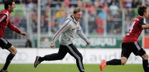 Ralph Hasenhüttl hält im Sprint mit seinen Spielern noch gut mit 2. Liga, FC Ingolstadt