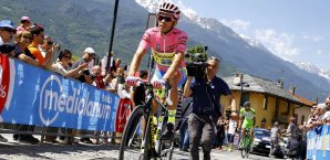Alberto Contador steht vor seinem zweiten Gesamtsieg bei der Giro Alberto Contador