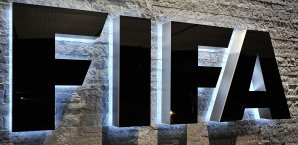 Politiker attackieren FIFA-Verantwortliche FIFA