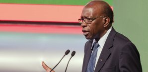 Jack Warner soll bei der Vergabe der WM 2010 seine Finger im Spiel gehabt haben Jack Warner