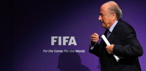 Joseph Blatter gerät immer mehr in die Kritik Joseph Blatter