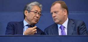 Marius Vizer (r.) musste seinen Hut nehmen Marius Vizer