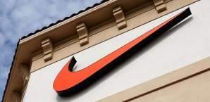 Nike kooperiert mit den Behörden im FIFA-Skandal Nike