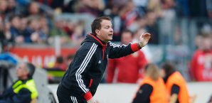 Sascha Lewandowski soll bei Eintracht als Favorit auf die Schaaf-Nachfolge gehandelt werden Sascha Lewandowski