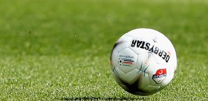Sensations-Tor in der Eredivisie Ball